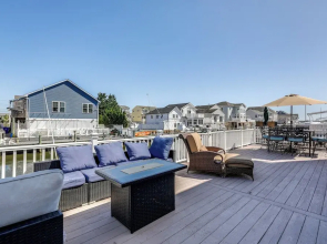 Walk to Beach: Waterfront Mantoloking Gem w/ Deck!