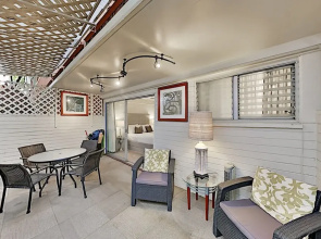 Prime In Heart Of Waikiki W/ Lanai & Pool 1 Bedroom Condo