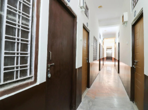 OYO Flagship 48702 Hotel Omkar