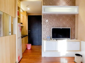 Calm And Relaxing Studio At Puri Mas Apartment