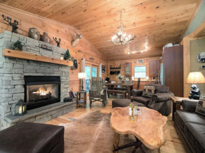 Blue Ridge Cabin Getaway Cashiers & Highlands