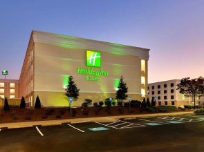 Holiday Inn & Suites Atlanta Airport-North