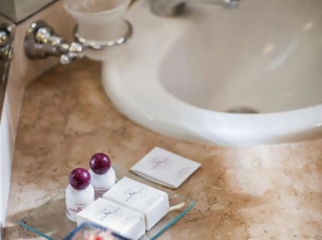 Residenza DAragona Hotel