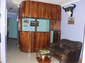 Arusha Giraffe Lodge