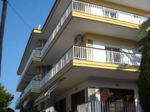 Iris Hotel