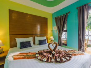 Dong Talay Lipe Beach Resort