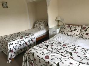 Garstoncottage