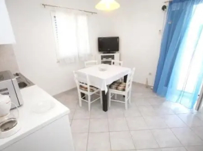 Apartments Nakir