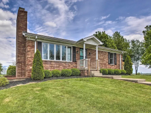'blue Moon Cottage' w/ Amazing Views of 5 Counties