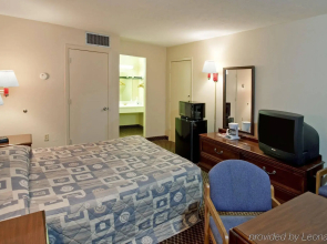 Americas Best Value Inn Forest