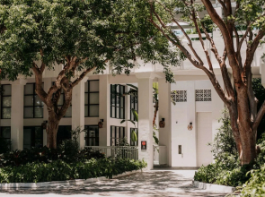 Baker's Cay Resort Key Largo, Curio Collection by Hilton