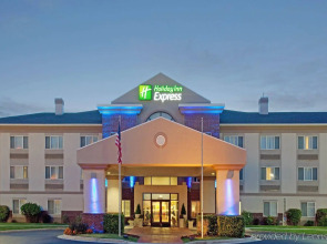 Holiday Inn Express & Suites Ogden by IHG