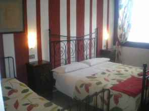 Jolly Residence