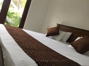 Bell Green Villa