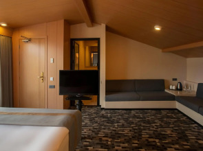 Tan Hotel - Special Class