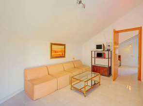 Belvilla by OYO Chalet San Miguel de Salinas