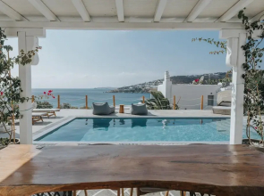 Mymykonos Beachfront Villa