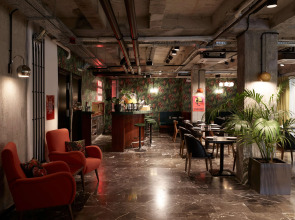 Dave Red Athens Hotel