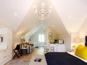 The Paddocks - Upmarket Loft Suite, Beaulieu, Midrand