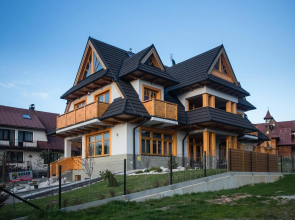 Domek za Strugiem - pokoje i apartamenty