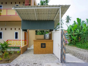 OYO Life 2739 Pondok Nadila