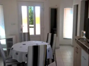 Apartment Kamelija