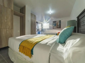 Turibana Plaza Suite 4 w Balcony