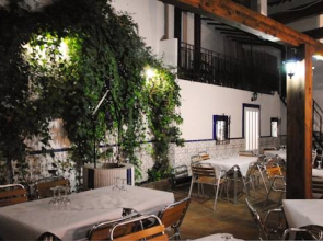 Hostal-taperia La Fonda
