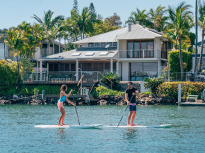 Outrigger Beach Resort 33 James Street 8