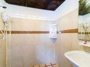 Rich Resort Beachside Hotel