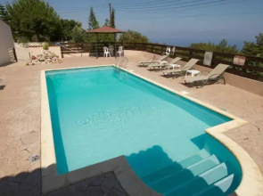 Kinousa Villas