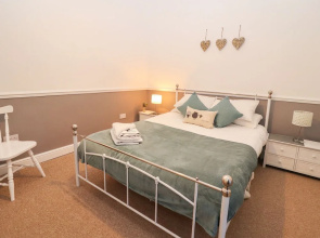 Carreg Cottage