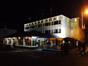 Alcock & Brown Hotel