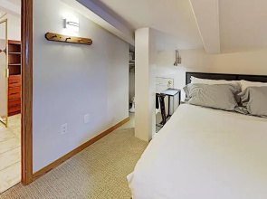 Timberline Condominiums 2 Bedroom Loft 3 Bath Deluxe Unit C3E