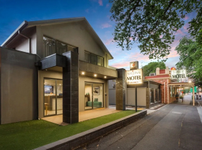 National Hotel Complex