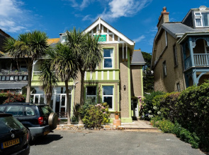 Avalon Guest House