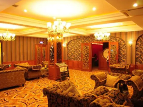 Xintiandi Fashion Hotel (Wafangdian Railway Station)