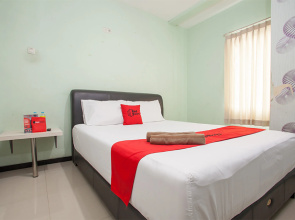 RedDoorz @ Raya Tidar