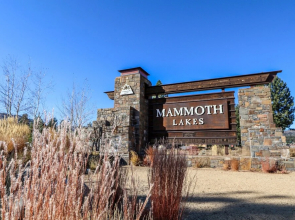 Mammoth Green #120 2 Bedroom Condo By Redawning