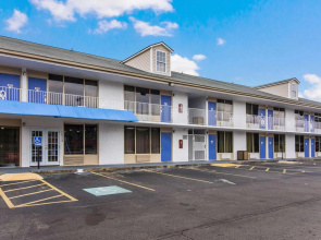 Motel 6 Lagrange, GA