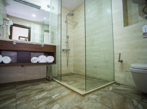 Отель Corner Inn