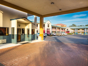 Econo Lodge Laurel
