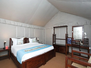 OYO 10684 Kishan Camps Resort