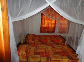Bwana Tembo Safari Lodge
