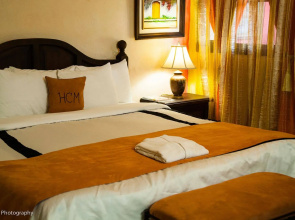 Hotel Camino Maya