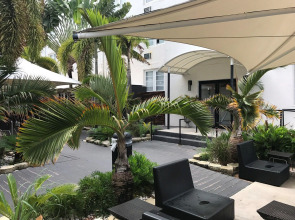 The Beach Plaza Hotel & South Beach Plaza Villas