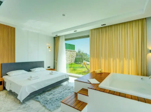 Neptune-2 PLANET LUXURY VILLAS