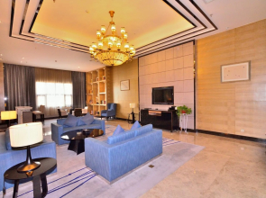 Baotou West Lake Hotel
