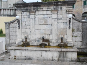 Esclusivo Chalet Immerso Nel Verde