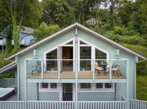 Everwyn Lodge - Luxury Lodge With Hot Tub